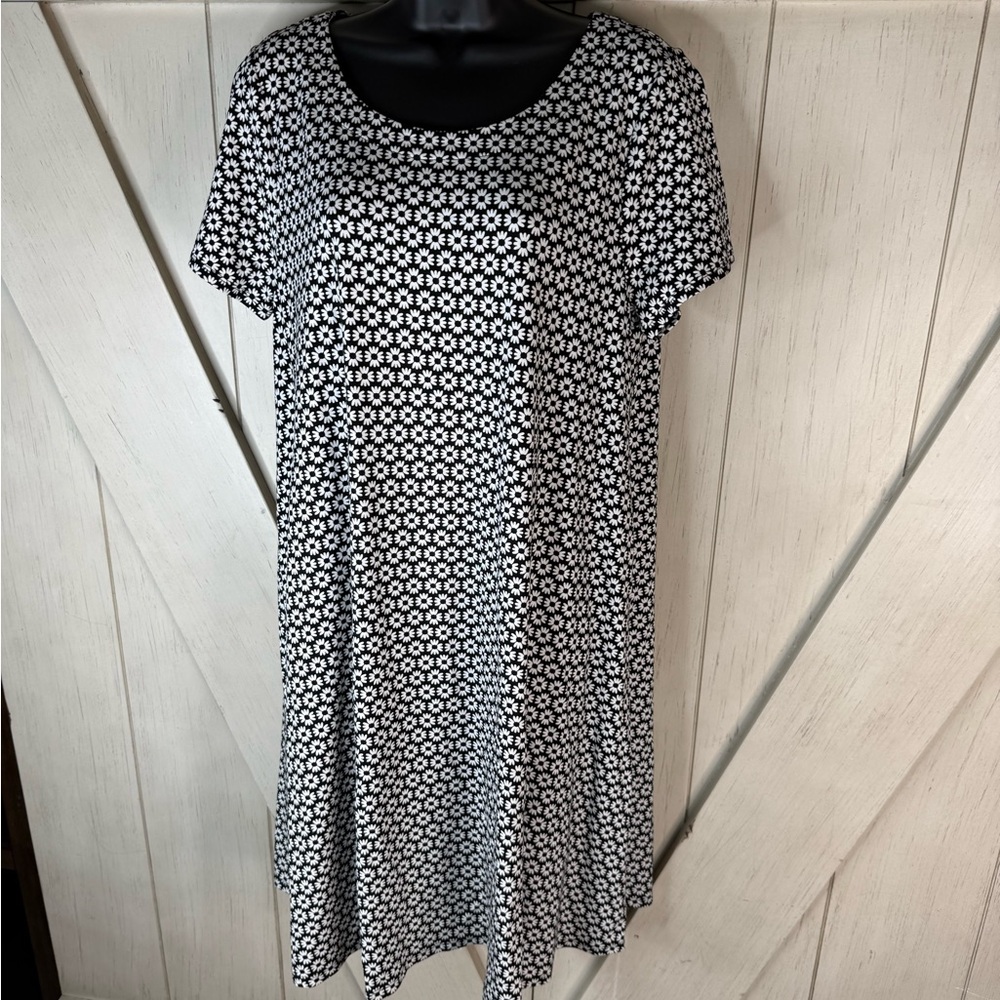 Talbots Black and White Patterned Maxi Dress